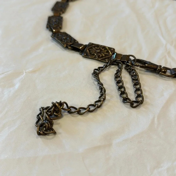 Vintage Chain belt in bronze with rectangle design detail clasp adjustable - Picture 2 of 5